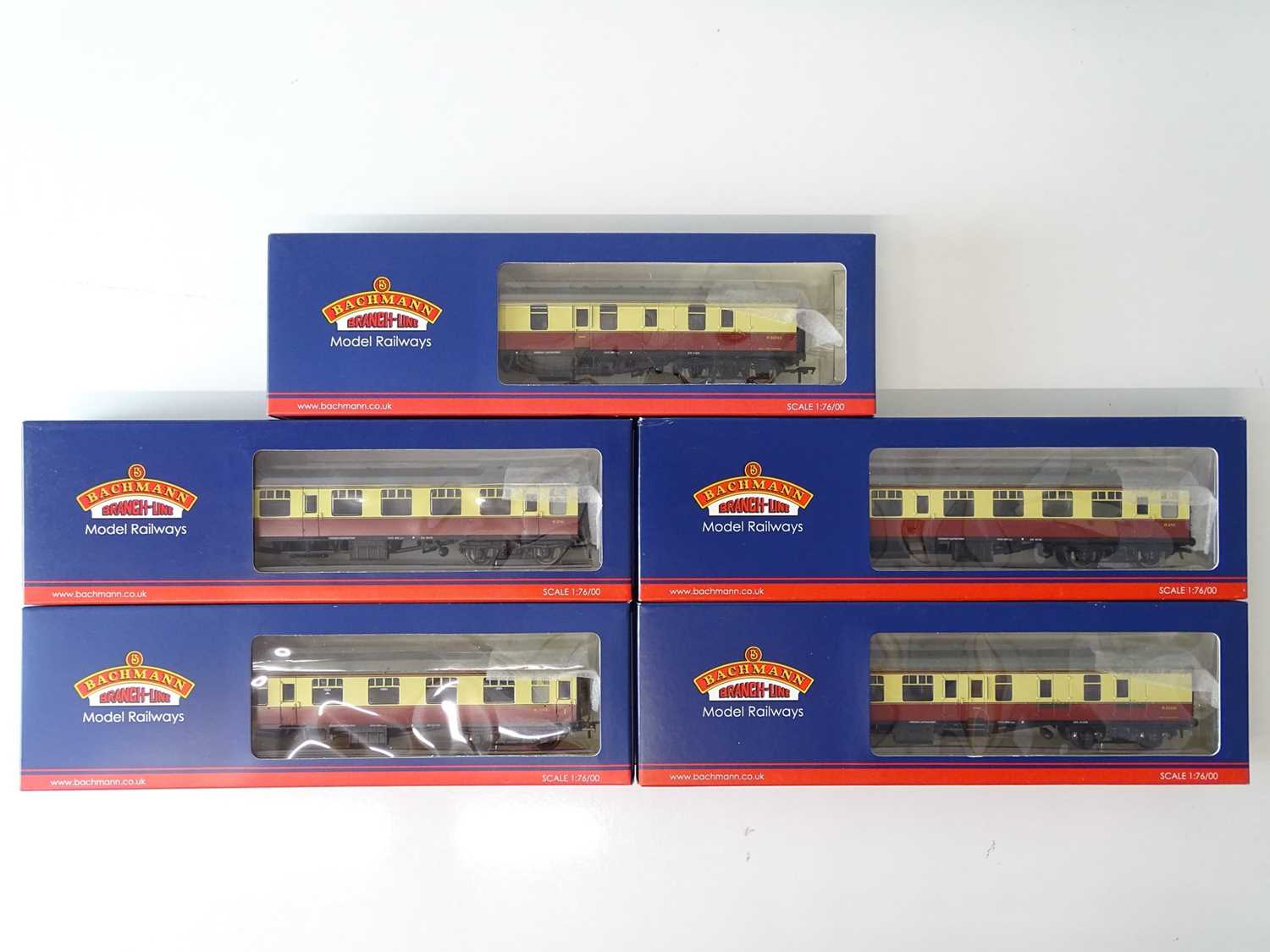 Lot 340 - A group of BACHMANN Mk.1 coaches all in BR...