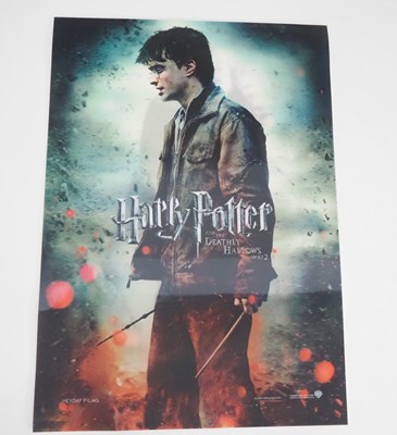Lot 277 - HARRY POTTER AND THE DEATHLY HALLOWS: PART 2...