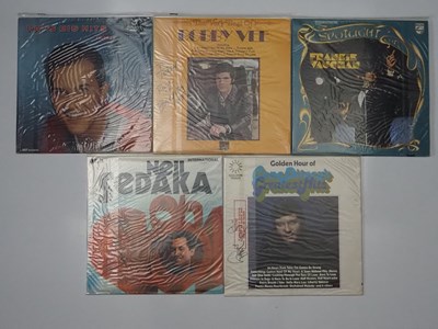 Lot 364 - FRANKIE VAUGHAN - vinyl LP SPOTLIGHT ON (2...