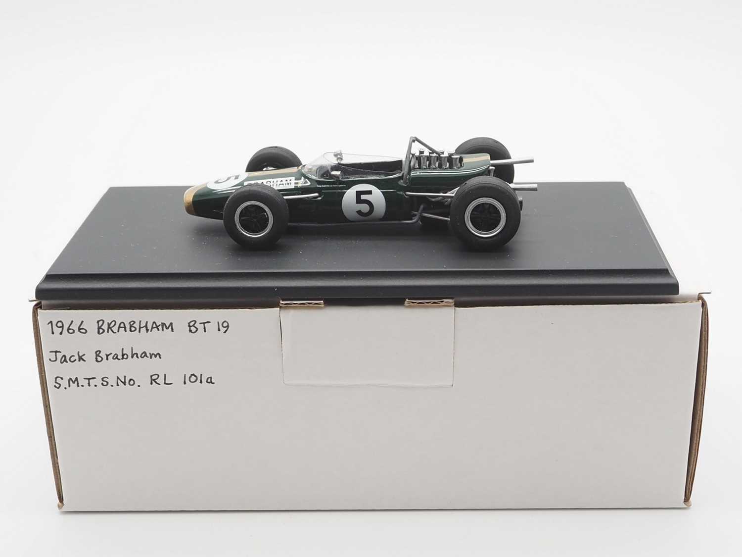 Lot 172 - A SMTS MODELS 'RL101a' hand built white Lot 172 - A SMTS MODELS 'RL101a' hand built white