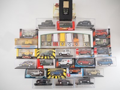 Lot 269 - A large group of boxed and unboxed 1:43 scale...