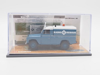 Lot 271 - A group of 1:43 scale models by UNIVERSAL...