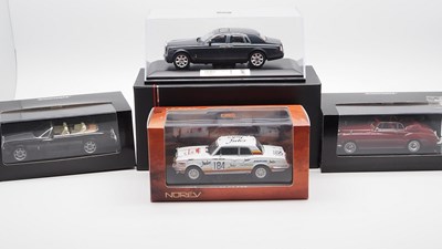 Lot 286 - A group of 1:43 scale models by IXO,...