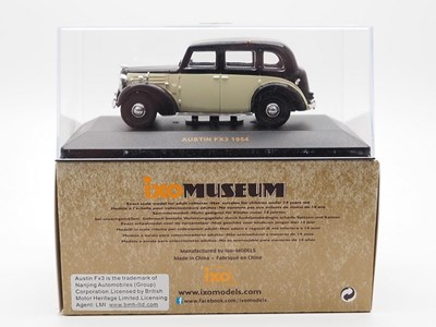 Lot 306 - A group of 1:43 scale models by PREMIUM X,...