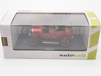 Lot 42 - A 1:43 scale AUTOCULT hand built resin model...