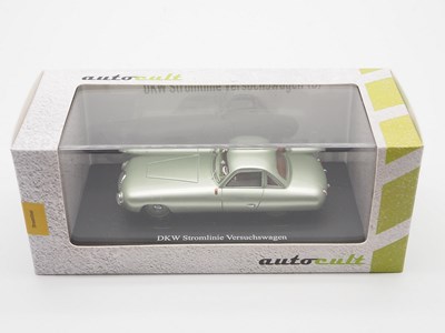 Lot 20 - A 1:43 scale AUTOCULT hand built resin model...