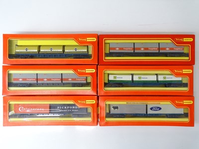 Lot 409 - A group of OO Gauge TRI-ANG-HORNBY container...