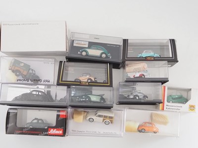 Lot 150 - A group of boxed and unboxed 1:43 scale models...