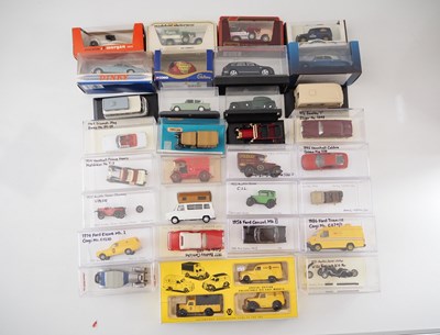 Lot 294 - A large group of largely unboxed 1:43 scale...