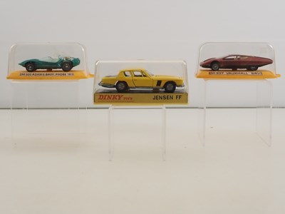 Lot 10 - A group of 1:43 scale diecast cars comprising...
