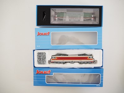 Lot 129 - A pair of JOUEF HO gauge French outline...