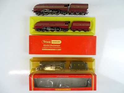 Lot 423 - A group of TRI-ANG/HORNBY OO Gauge steam...