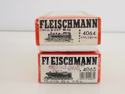 Lot 138 - A group of FLEISCHMANN HO gauge German outline...