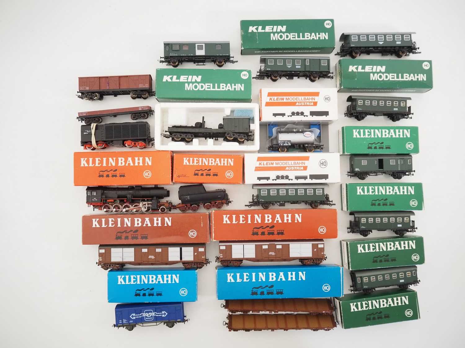 Lot 149 - A group of KLEINBAHN HO gauge German outline...