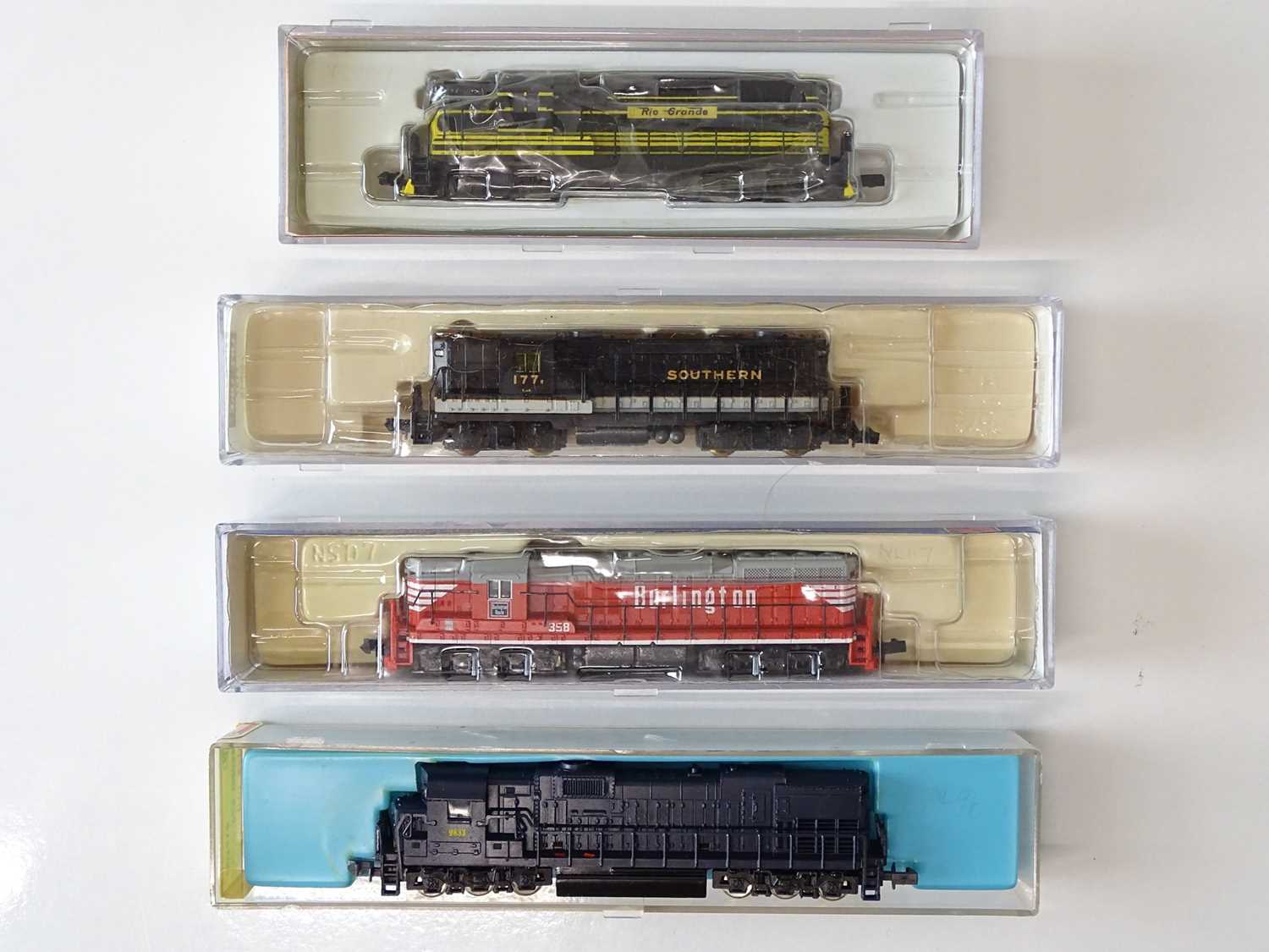 Lot 43 - A mixed group of American Outline N Gauge...