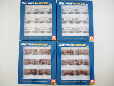 Lot 200 - A group of WALTHERS MAINLINE HO gauge American...