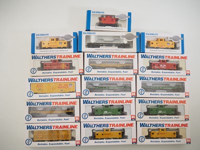 Lot 201 - A group of HO gauge American outline rolling...