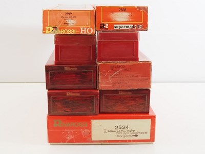 Lot 217 - A group of boxed and unboxed RIVAROSSI HO...