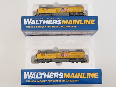 Lot 255 - A pair of WALTHERS MAINLINE HO gauge ES44...