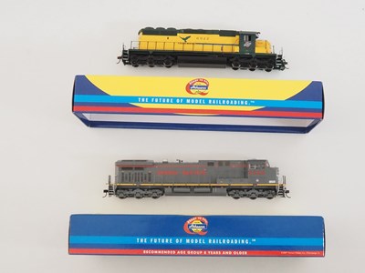 Lot 256 - A pair of ATHEARN HO gauge American outline...