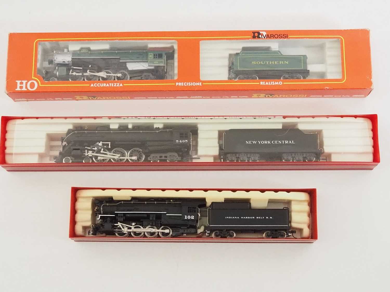 Lot 264 - A group of RIVAROSSI HO gauge American outline...