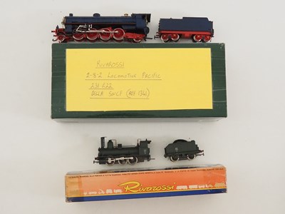 Lot 279 - A pair of RIVAROSSI HO gauge European outline...