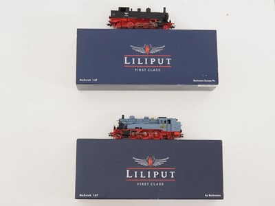 Lot 290 - A pair of LILIPUT HO gauge German outline...