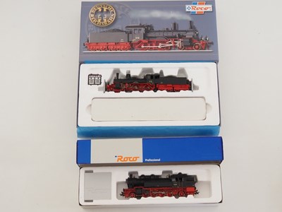 Lot 293 - A pair of ROCO HO gauge German outline steam...