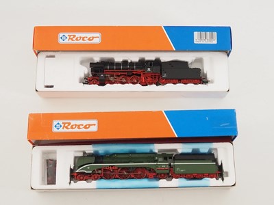 Lot 302 - A pair of ROCO HO gauge German outline steam...