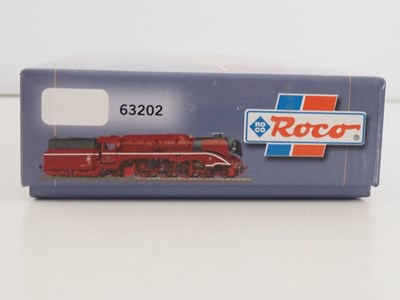Lot 303 - A ROCO HO gauge German outline 63202 BR18...