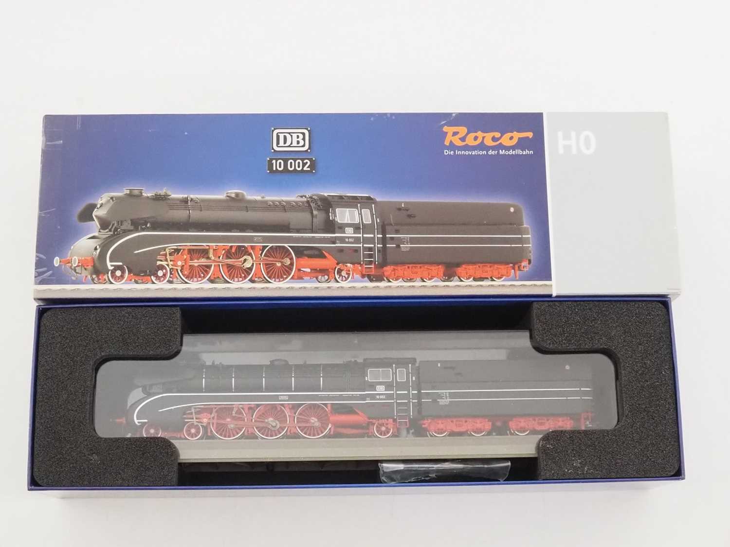 Lot 309 - A ROCO HO gauge German outline 62192 BR10...