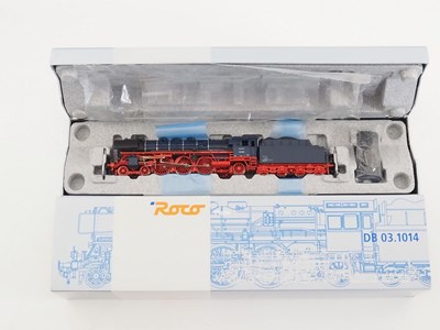 Lot 310 - A ROCO HO gauge German outline 63280 BR03...