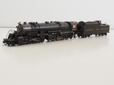 Lot 325 - A PROTO 2000 Heritage Steam Collection HO...