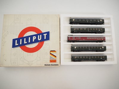 Lot 332 - A LILIPUT HO gauge German outline 834 'DB/DSG...