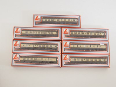 Lot 367 - A group of LIMA OO gauge Mark 1 coaches in...