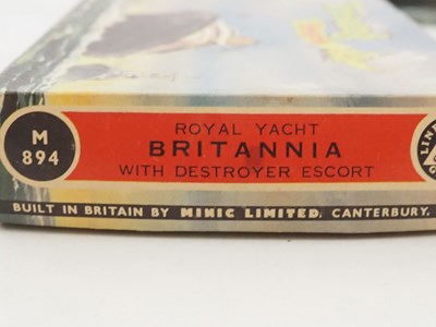 Lot 38 - A group of vintage TRI-ANG MINIC ships,...