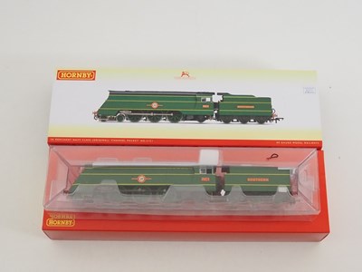 Lot 392 - A HORNBY OO gauge R3434 Merchant Navy class...