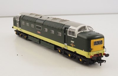 Lot 420 - A BACHMANN OO gauge 32-525DS class 55 Deltic...