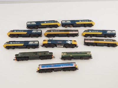 Lot 447 - A group of unboxed OO gauge locomotives by...