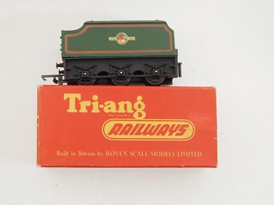 Lot 476 - A pair of TRI-ANG OO gauge steam locomotives...