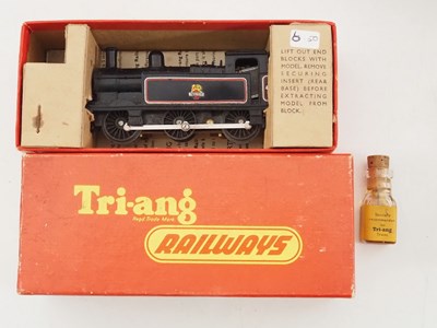 Lot 476 - A pair of TRI-ANG OO gauge steam locomotives...