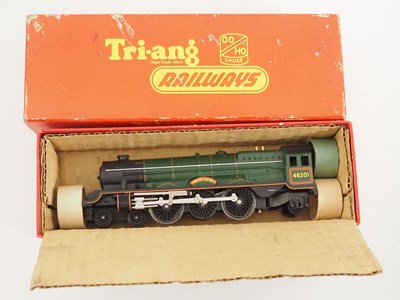 Lot 476 - A pair of TRI-ANG OO gauge steam locomotives...
