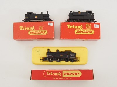 Lot 489 - A group of TRI-ANG OO gauge steam tank...