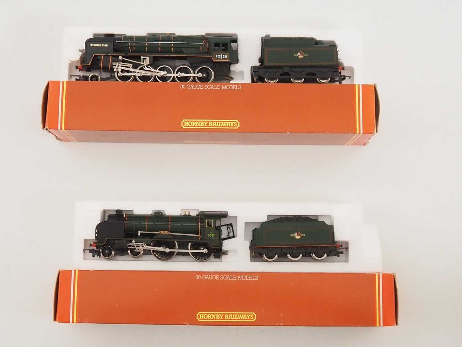 Lot 515 - A pair of HORNBY OO gauge steam locomotives...