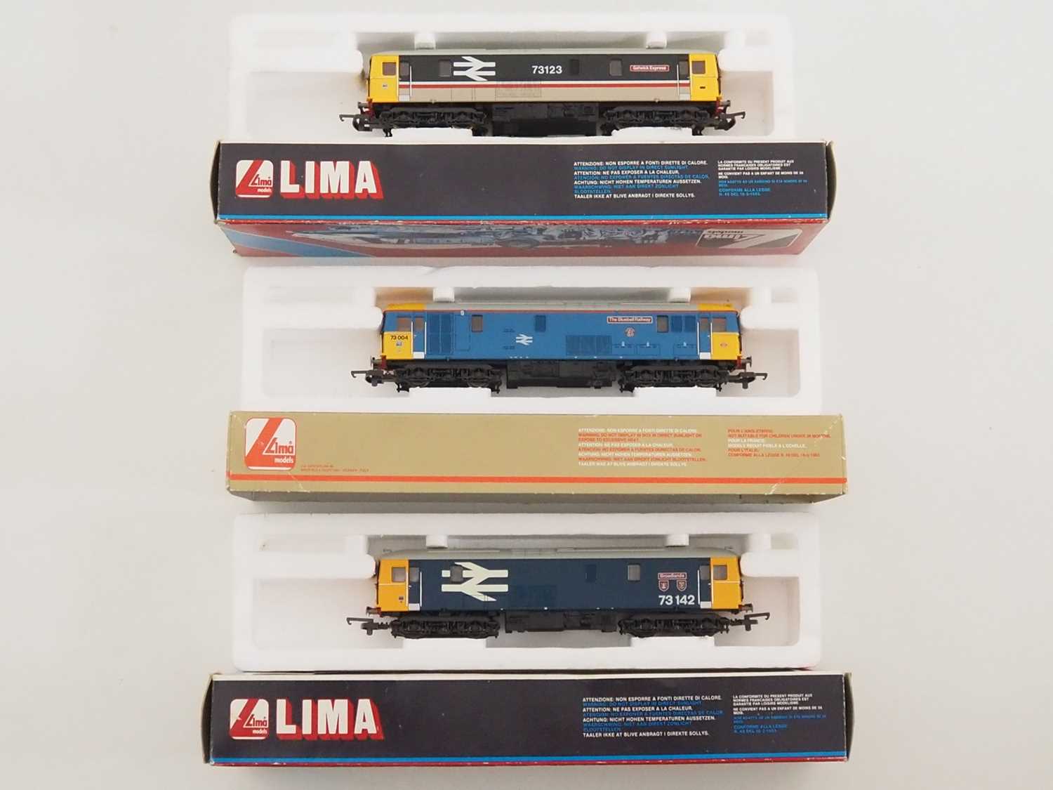 Lot 535 - A group of LIMA OO gauge class 73...