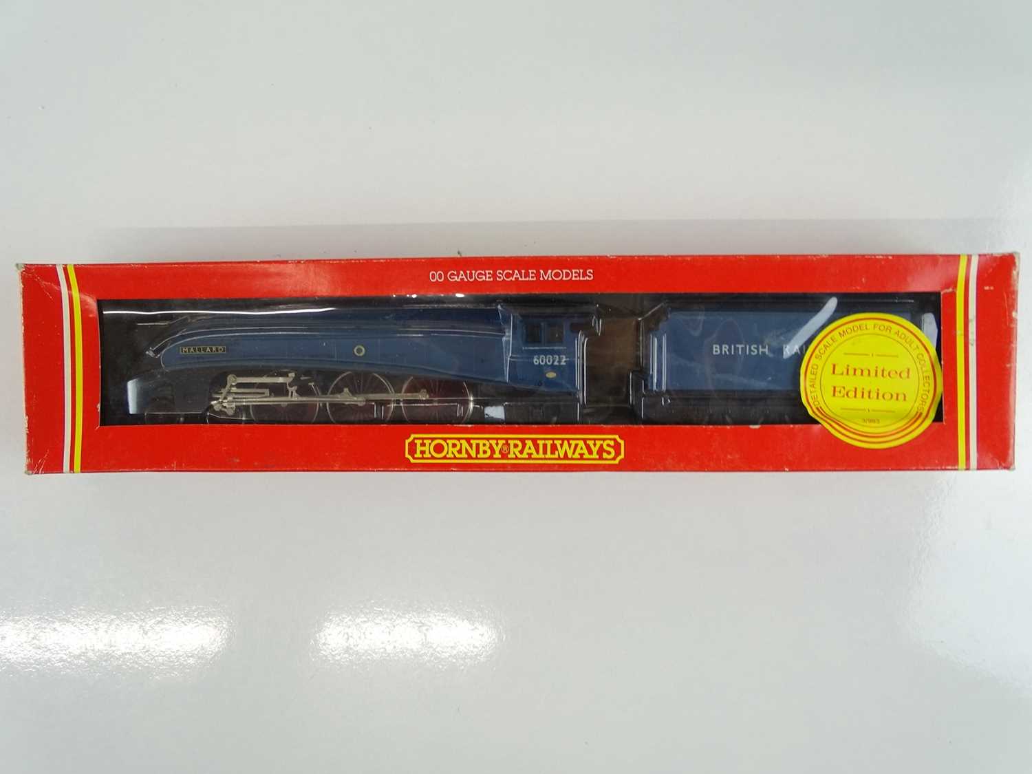 Lot 465 - A HORNBY OO Gauge Limited Edition R376 Class