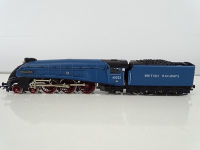 Lot 465 - A HORNBY OO Gauge limited edition R376 Class...