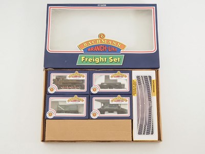 Lot 545 - A BACHMANN OO gauge 30-200 London Transport...