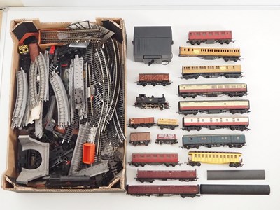 Lot 546 - A large lucky dip job lot of OO gauge rolling...