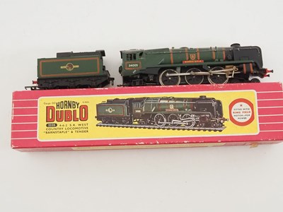 Lot 577 - A HORNBY DUBLO OO gauge 2-rail 2235 West...